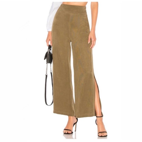 REVOLVE Pants - NWT REVOLVE x Chrissy Teigen Wide Leg Pants Green Size Small